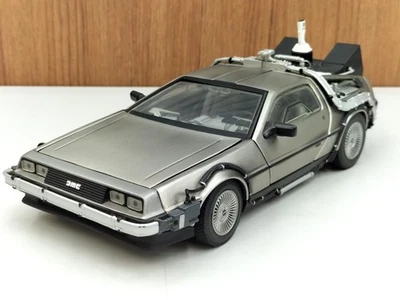 SUNSTAR 1 18 Delorean Back to the Future - Image 1 of 4