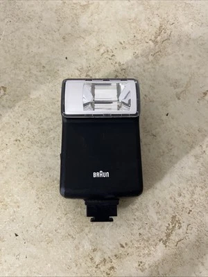 Braun Hobby 23B Flash For 35mm SLR Film Cameras Power Tested - Image 1 of 4