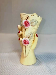 Vintage Keramik Lady Hand Vase mit roten Nägeln & rosa Rosen, Mid-Century Knospenvase 6" - Bild 1 von 6