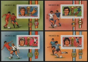Guinea 1986 - Mi-Nr. Block 241-244 A ** - MNH - Fußball / Soccer - Imagen 1 de 1