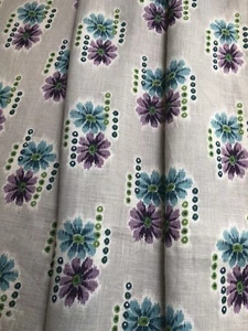 Daisy Floral Fabric By metre Vintage 50s Atomic mid century Retro Furnishing New - Picture 1 of 4
