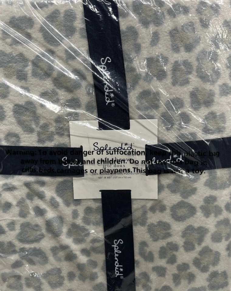 Splendid LEOPARD Cozy Plush Throw US One Size