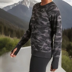 Athleta Triumph Camo Sweatshirt Gr. Small schwarz grau Reißverschlusstasche Daumenärmel - Bild 1 von 6