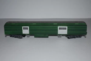 HO Scale Athearn Unlettered Passenger Baggage Car C54598 - Picture 1 of 3