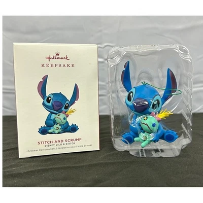 Hallmark Keepsake 2019 Stitch and Scrump Disney Lilo & Stitch adorno de Navidad Foto 1 de 4