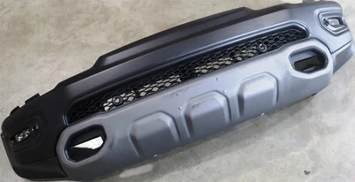 OE 前保险杠 2021 - 2025 Ram TRX 1500 原始设备制造商工厂道奇金属保护套 68274584AB — 第 1/4 张图片