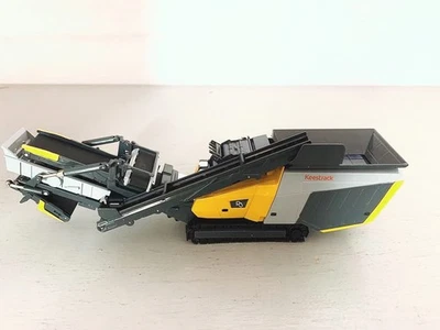 1/50 Scale KEESTRACK Crusher DESTROYER R3 Diecast Model Collection Toy Gift - Image 1 of 4