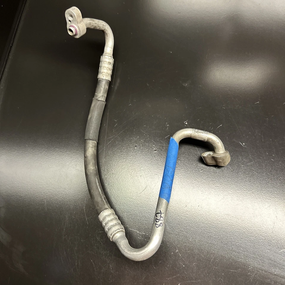 2011-2016 PORSCHE CAYENNE 4,8 L - MANGUERA AC / LÍNEA / TUBO 95857372110 Foto 1 de 4