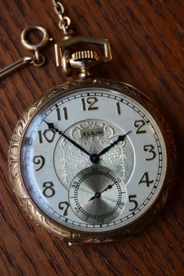 Reloj Bolsillo Elgin Art Deco 1933 Oro Amarillo 14K Grado 315 Modelo 3 15j y Llavero Funciona Foto 1 de 4