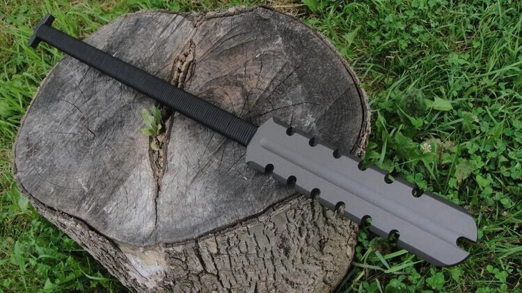 WILD CUSTOM HANDMADE 35 INCHES LONG IN BLACKED COATING BLADE HUNTING SPEAR - Image 1 of 1
