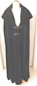 Vintage Cape LAURA ASHLEY BLACK VELVET 2 frog closure lined MEDIUM - Picture 1 of 6
