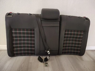 Assento traseiro direito e esquerdo Volkswagen MK5 2ª fileira 06-09 GTI Rabbit Golf - Imagem 1 de 3