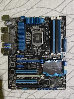 Scheda Madre ASUS P8Z77-V PRO LGA1155 DDR3 - 2 SATA Mancanti - Testata e Funzion - Immagine 1 di 4