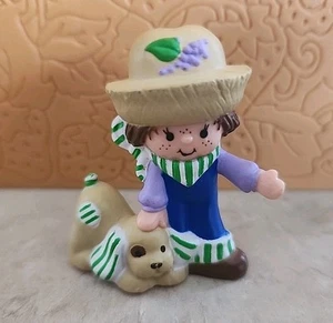 Strawberry Shortcake Huckleberry Pie with Pup 1981 Miniature Mini Pvc Figure Lot - Picture 1 of 6