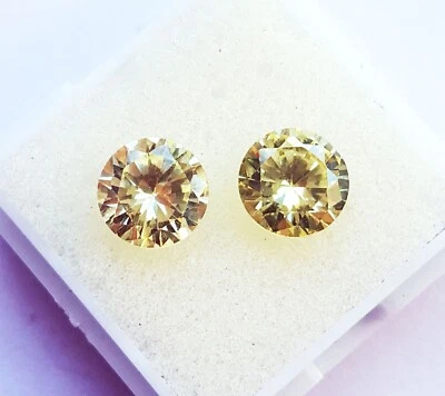 5x5 mm Size/2 Pcs. Zircon Round Shape Loose Gemstone With Free Gift - Image 1 of 4