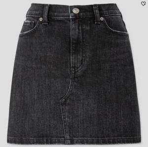 Uniqlo Women Denim Mini Skirt Sz: 4 & 6 Dark Grey - Picture 1 of 6