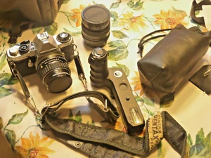Pentax ME SUPER 35mm Film Camera bundle 3 Lenses, Winder, Manual +++ - Picture 1 of 19