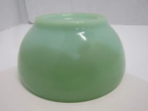 UTENSILIOS DE COCINA DE VIDRIO ANTIGUO DE COLECCIÓN VERDE JADE-ITE JADE FUEGO REY FUEGO - Imagen 1 de 3