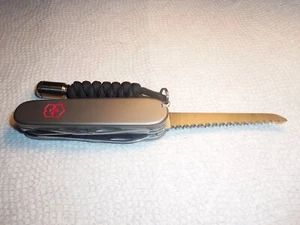 VICTORINOX SWISS ARMY KNIFE HUNTSMAN * TITANIUM SCALE & LANYARD * $35 IN EXTRAS! - Picture 1 of 24