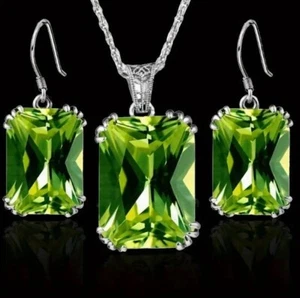 Starlite 10 ct Lab created Moissanite/Diamond Emerald Pendent & Earrings - Picture 1 of 8