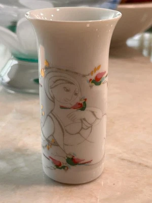 Rosenthal-Love Story-Dama con Jarrón Pájaros-Björn Wiinblad: ¡ALGO SOBRE LO QUE TUITEAR! Foto 1 de 4