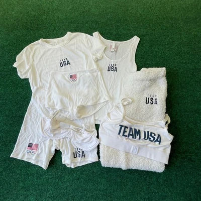 Conjunto blanco olímpico SKIMS Team EE. UU. Ropa de descanso Ropa deportiva de atletismo SM/M/LG Foto 1 de 4