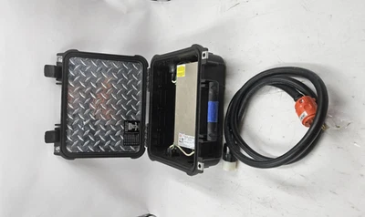 UV GROW LIGHT 60"X20" POWERED BY MEANWELL SE-600-24  24V 25A 600W W/PELICAN CASE - Image 1 of 3