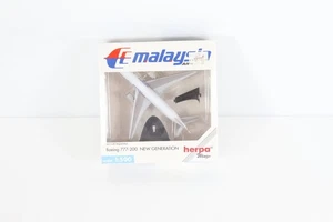Herpa 506540 1:500 Scale Malaysia Airlines Boeing 777-200 - Picture 1 of 2