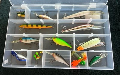 Lot Of  19 Vintage Fishing Lures Rapala ThunderStick, Jerkbait, Deep Runner, Etc - Image 1 of 4