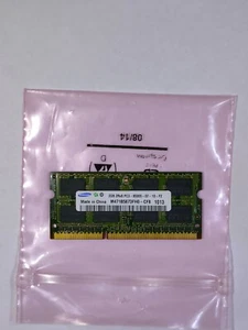 M471B5673FH0-CF8 2GB 2Rx8 PC3-8500S-07-10-F2 - Afbeelding 1 van 1