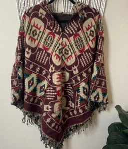 Midwest Poncho Wool One Size Hippie Handmade Hooded Nepal Maroon Boho Fringe C1 - Picture 1 of 2