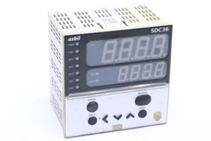 AZBIL SDC36 C36TC0UD12K0 TEMPERATURE CONTROLLER - Picture 1 of 3