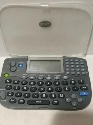 Royal RP6S Portable Travel Thesaurus/Dictionary/Translator-with cover - Image 1 of 4