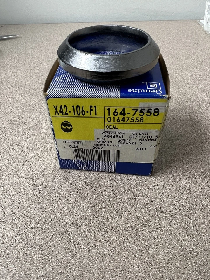Tubo cruzado de sello de escape GM 1647558 para Buick Pontiac Cadillac 2005-2011 Foto 1 de 3