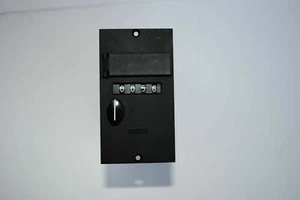 SODECO TCeF-4PE 4 DIGIT IMPULSE COUNTER  - Picture 1 of 2