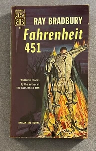 RAY BRADBURY  FAHRENHEIT 451  FIRST EDITION PAPERBACK  1953  VERY GOOD OR BETTER - Picture 1 of 7
