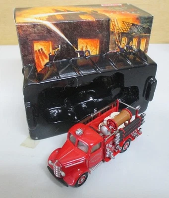 MATCHBOX Modelos de antaño: Camión de bomberos YFE17 Bedford Pump en embalaje original - Imagen 1 de 2