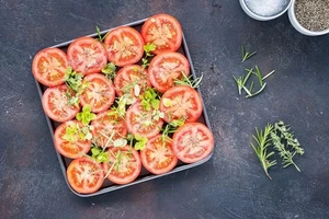 26cm/10 Non-Stick Square Baking Tray Sheet Pan | Ideal for Making Swiss Rolls... - Picture 1 of 5