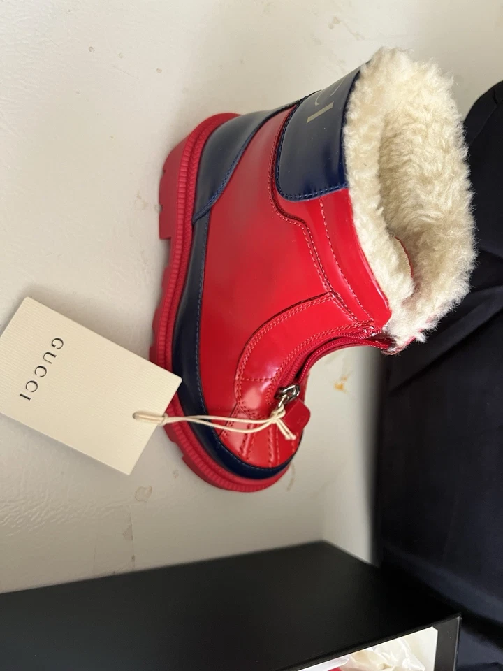 Gucci Unisex Niños Rojo Charol Lana Forro Tobillo Botas de Lluvia Talla 26 Foto 1 de 4
