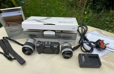 Digitial camera with interchangeable lenses - Pentax Q10 - Image 1 of 4