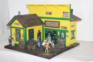 76103 Destillerie Tipton m.Zubehör,für 7cm Sammelfiguren Wild West,Fertigmodell  - Picture 1 of 11