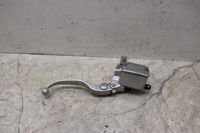 2007-2009 Kawasaki Vulcan Vn900c Front Brake Master Cylinder - Image 1 of 4