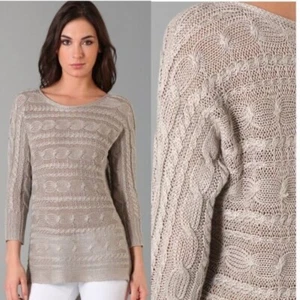 𝅺Alice + Olivia Hayden Cable Knit Sweater Size Medium - Foto 1 di 11
