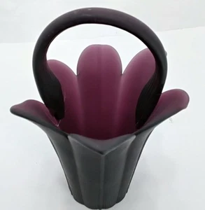 Mikasa Vtg Purple Satin Flower Petal Basket Handcrafted Frosted Glass By Kurata - Picture 1 of 8