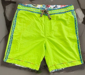 ROBERT GRAHAM Swim Trunks Board Shorts Swimwear Size 38 Green Tribal - Picture 1 of 9