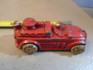 barclay fire engine 1920s damage rear wheel well some paint loss - Picture 1 of 3
