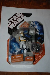 Clone Trooper Officer Yellow-Star Wars 30th Anniversary MOC-Saga Legends - Picture 1 of 2