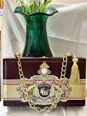 Carteras caja cigarros asa superior, hombro de cadena, madera, forradas Foto 1 de 3