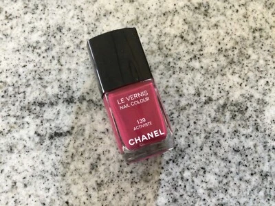 Chanel. Nagellack. Le Vernis. Farbe 139. Activiste. 13 ml - Bild 1 von 3
