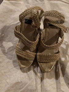 NYLA KEILSANDALETTE 6,5 - Bild 1 von 2